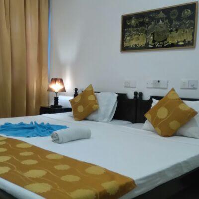 Beverly Hills Hotel Dehiwala-Mount Lavinia Exterior photo
